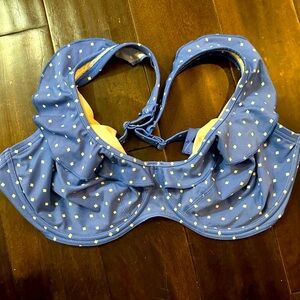 Greta bathing suit top. 32K. Only wore a few times.